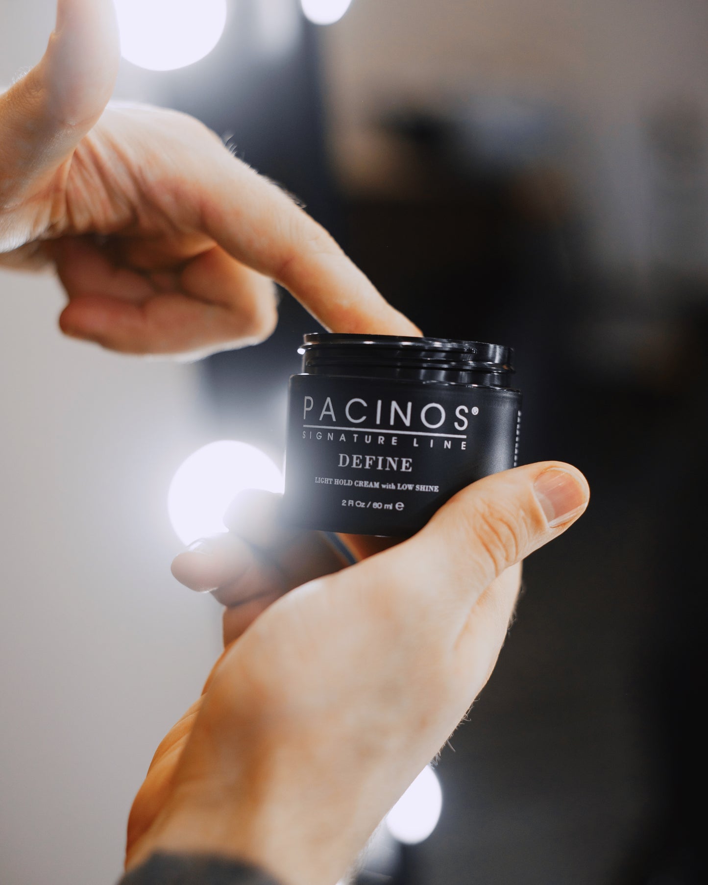 Define – Professionelle Creme für leichten Halt