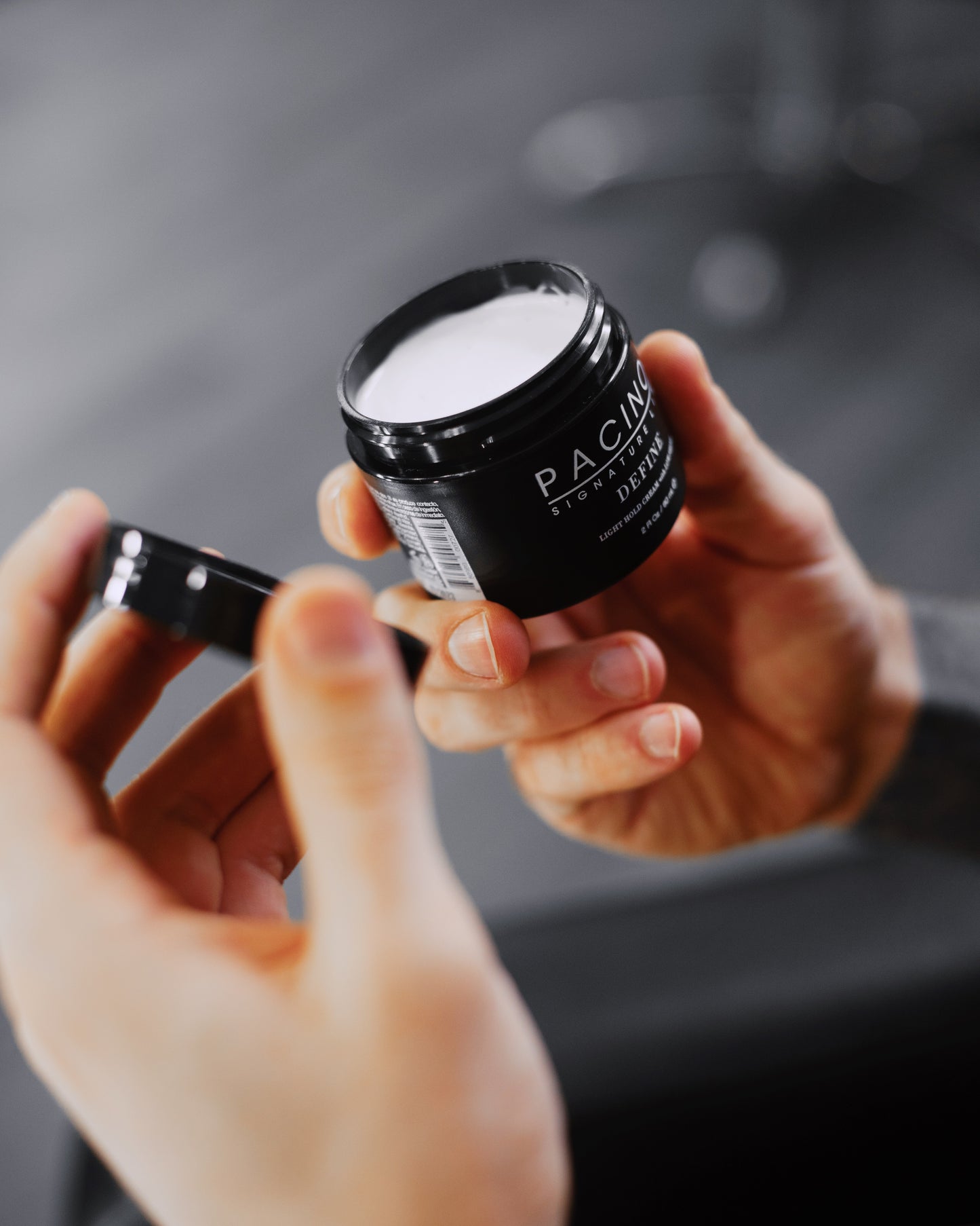 Define – Professionelle Creme für leichten Halt