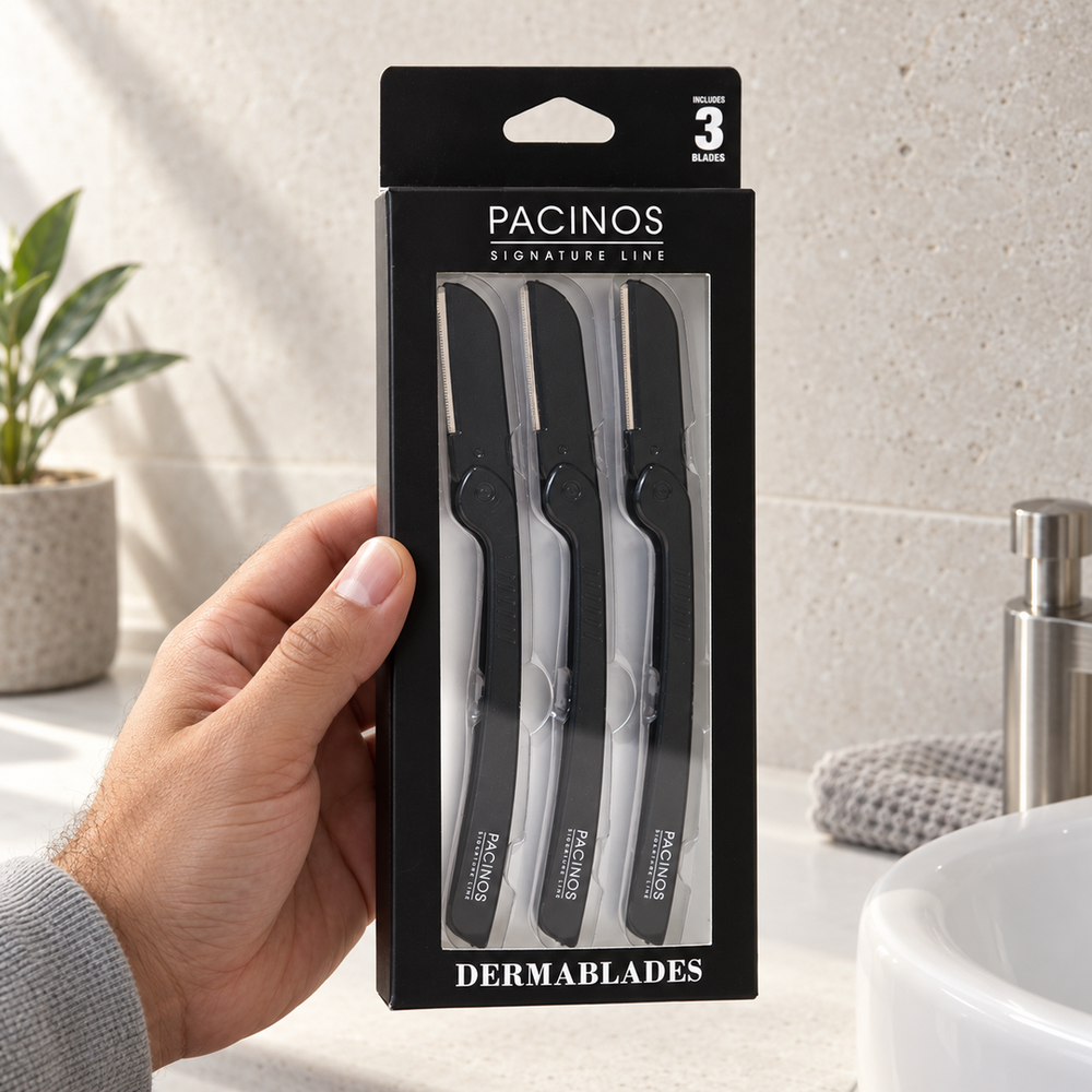 Pacinos Dermablades 3 pack in hand
